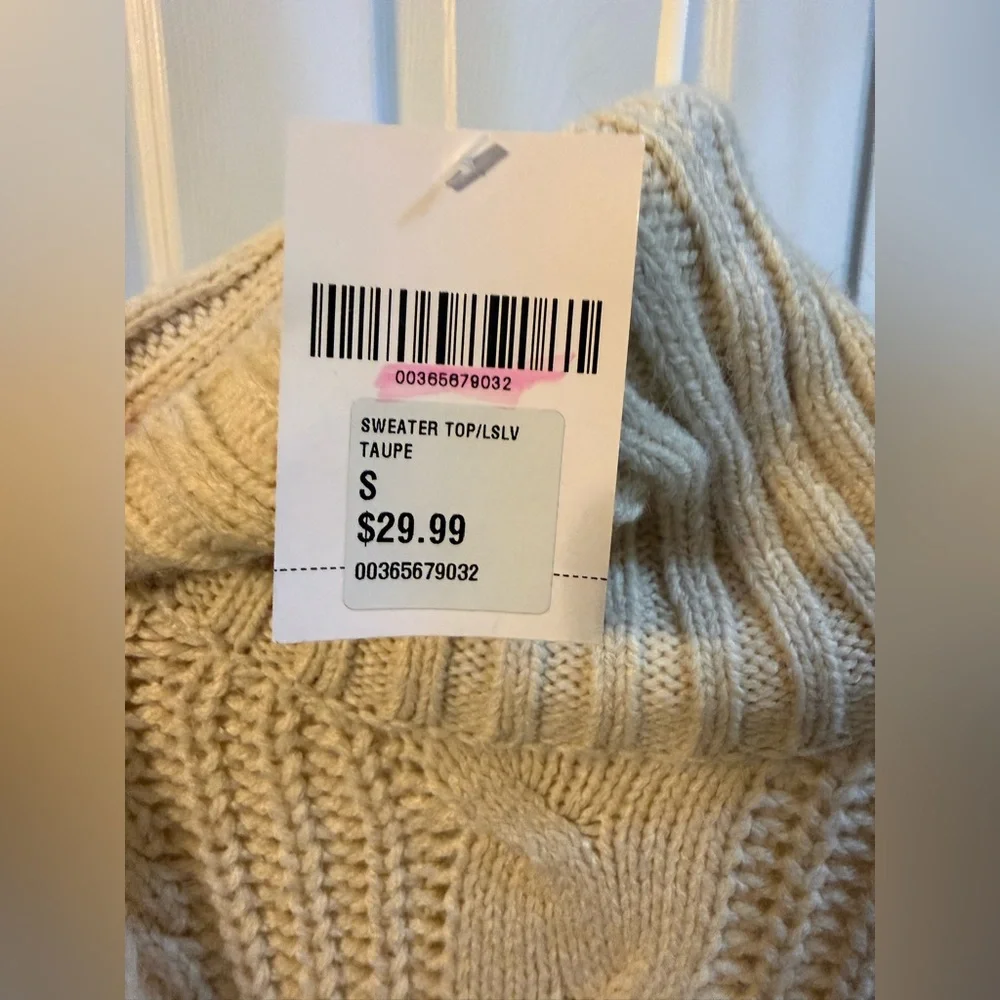 Cozy Cream Cable Knit Fringe Sweater - Picture 4 of 5